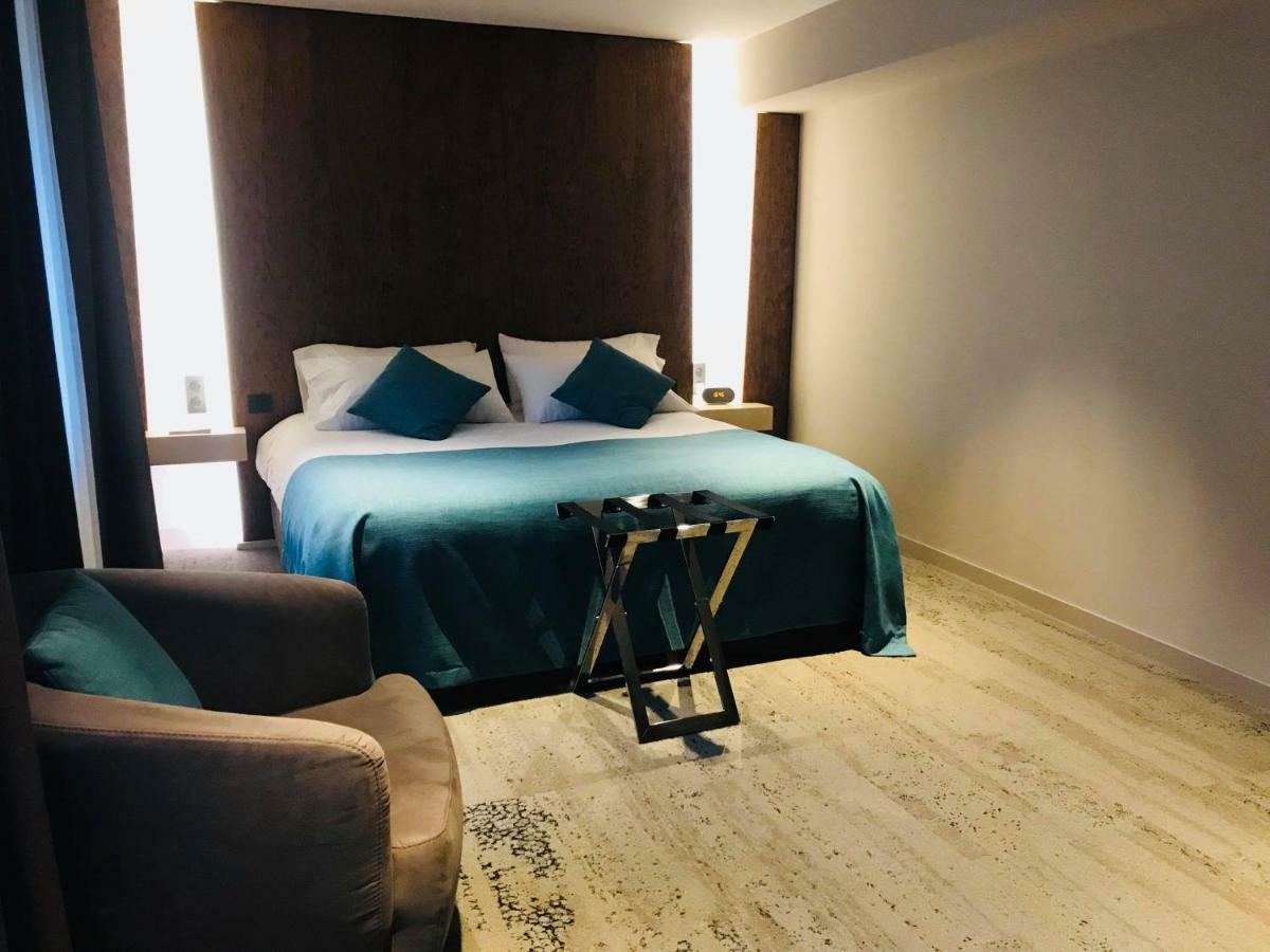 Hotel & Restaurant Sodade Chaudes-Aigues Esterno foto